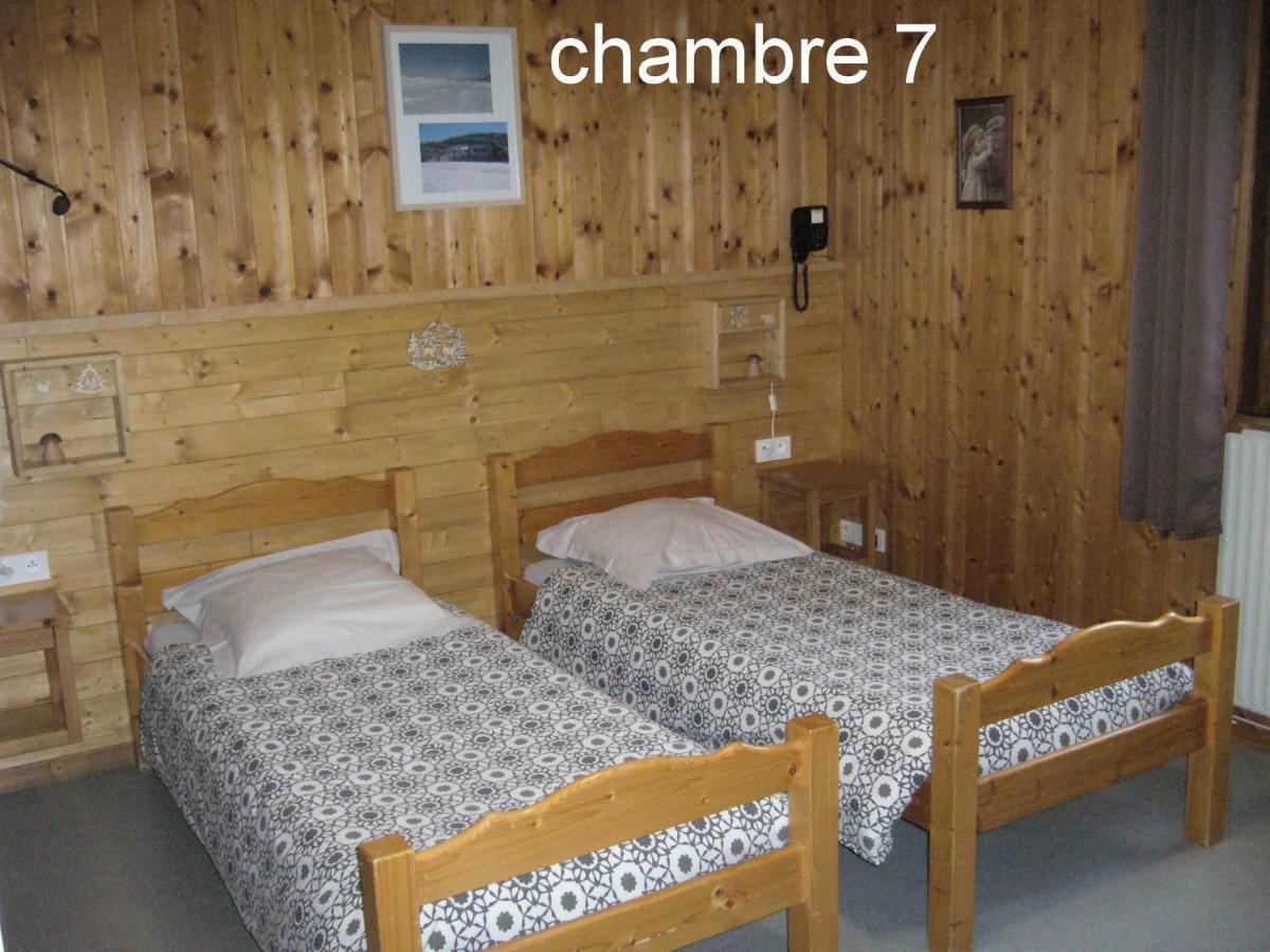 Hotel Auberge Du Grand Git La Chaux Neuve Exterior foto