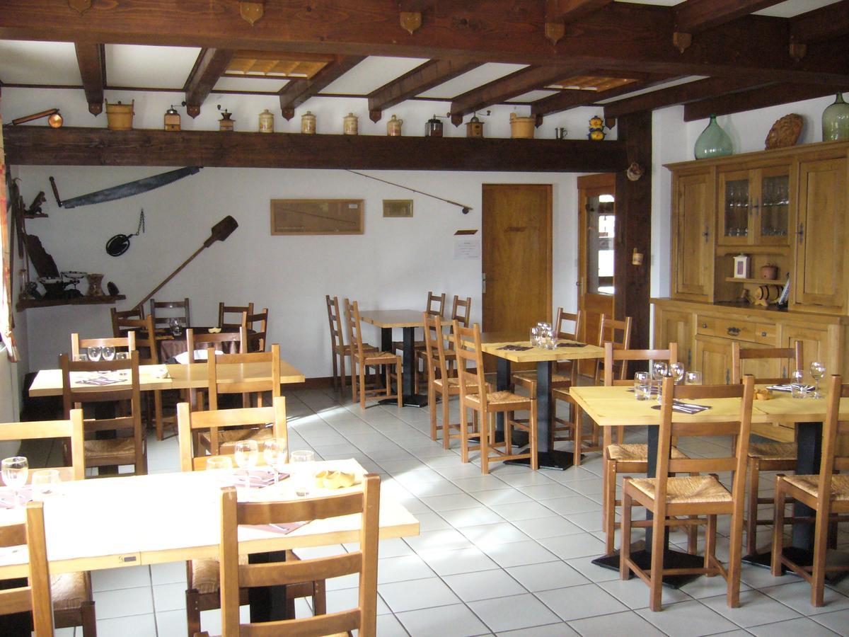 Hotel Auberge Du Grand Git La Chaux Neuve Exterior foto